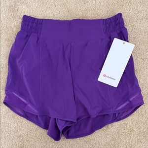 NWT lululemon athletica Hotty Hot HR lined Shorts